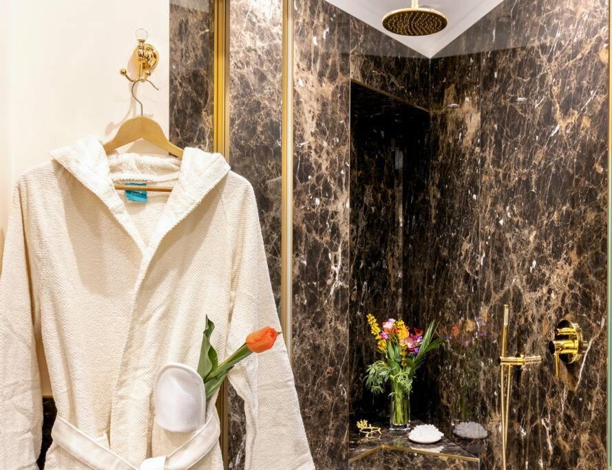 Apartamento Atticus Luxury Studio In The Heart Of Ancient Roma